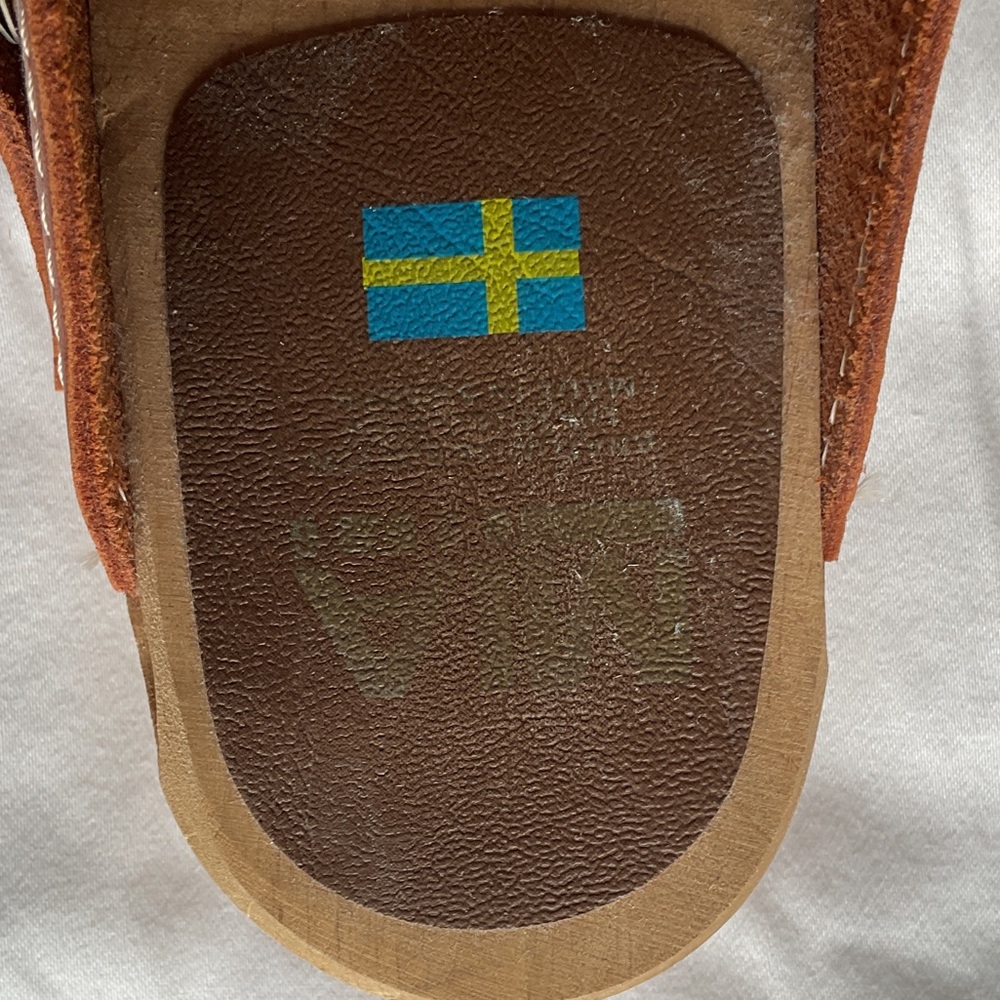 MIA Brown Leather Clogs - Picture 4 of 4
